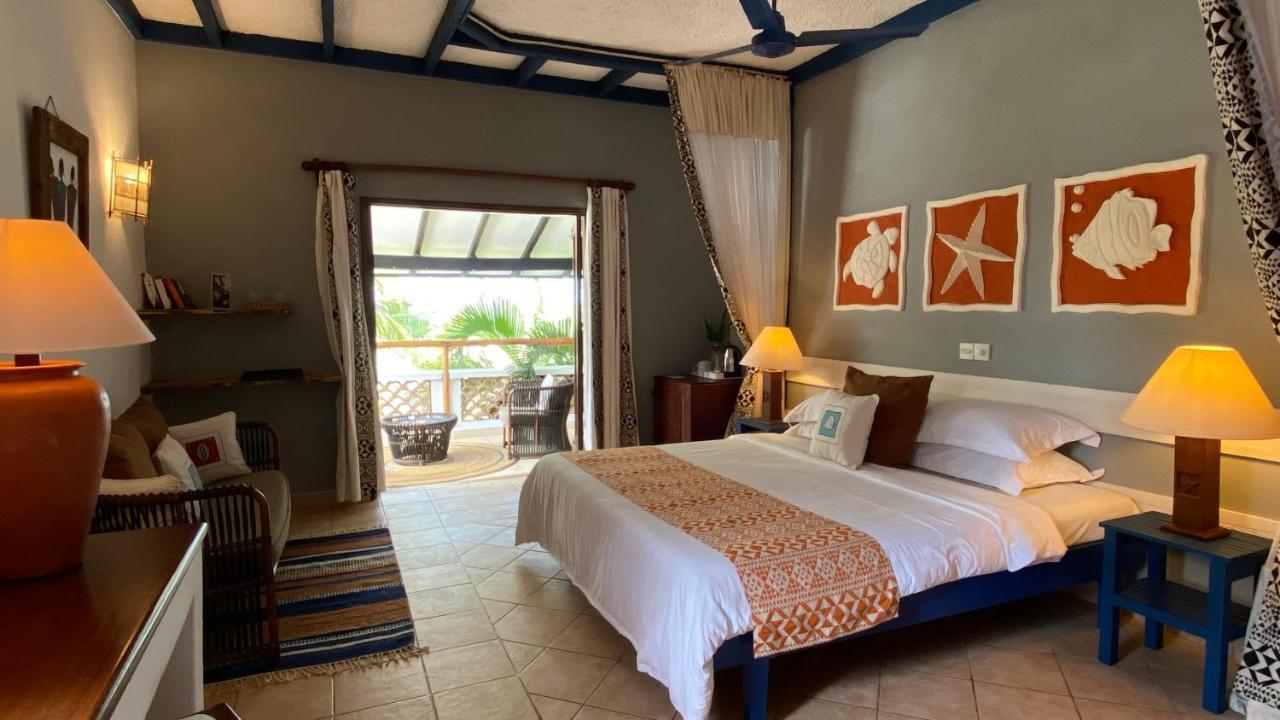 Pinewood And 4* Diani Beach